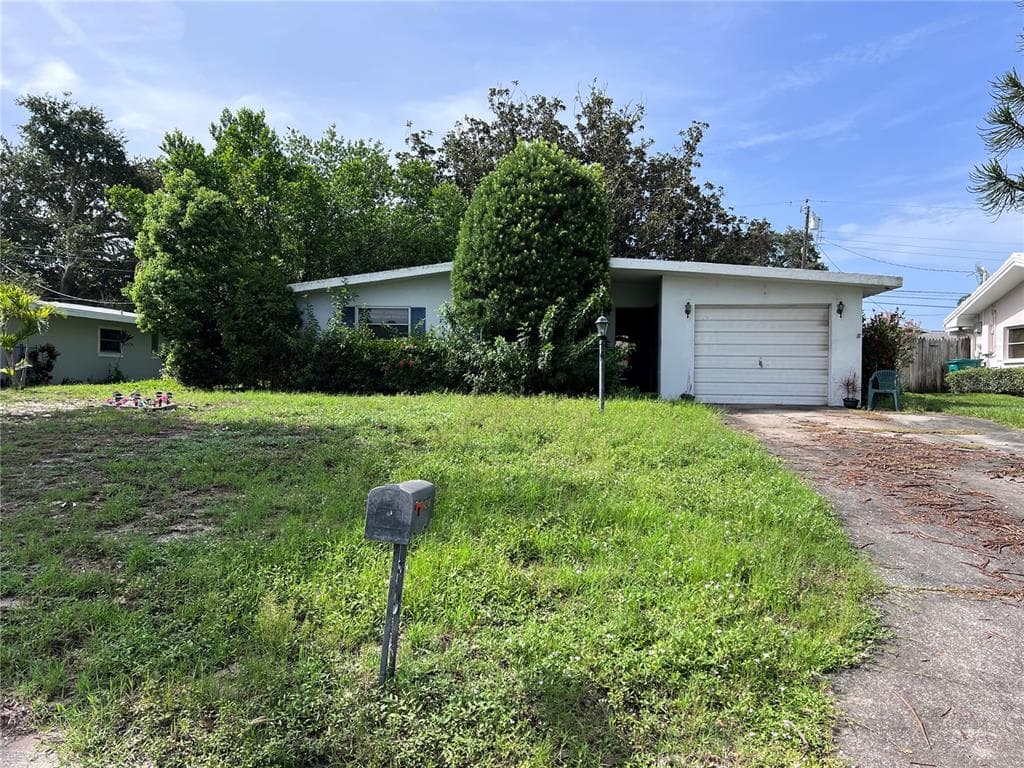 14216 PAGE AVENUE LARGO, FL 33774