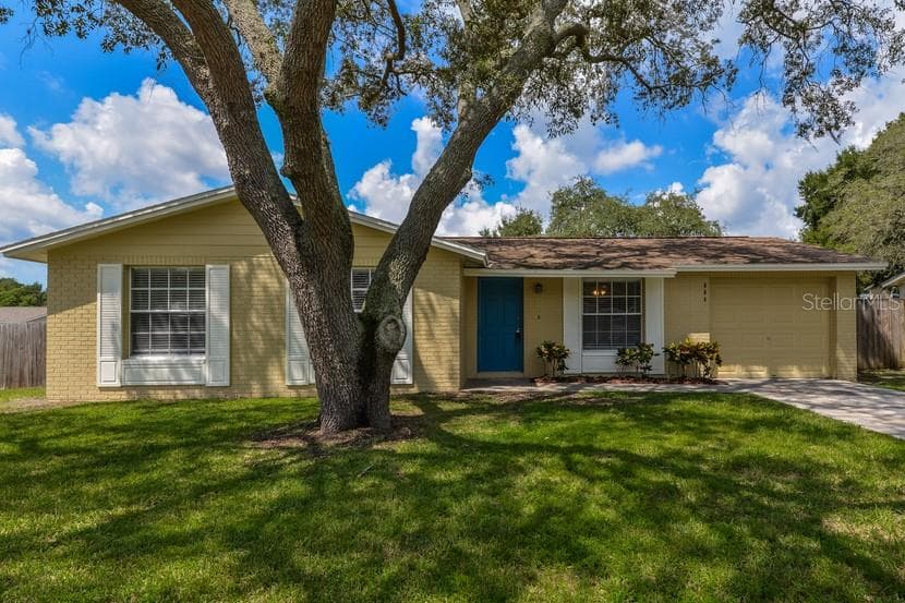 904 BRIARCLIFF DRIVE VALRICO, FL 33594