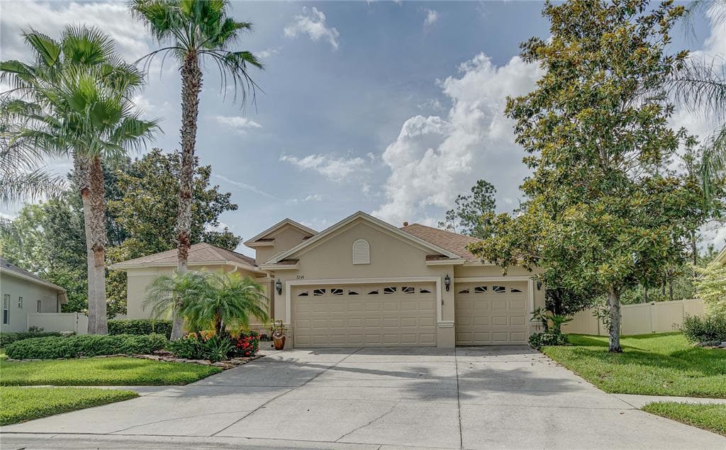 3249 STONEGATE FALLS DRIVE LAND O LAKES, FL 34638