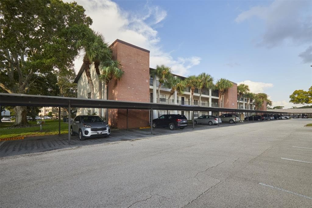2452 ENTERPRISE ROAD UNIT 21 CLEARWATER, FL 33763