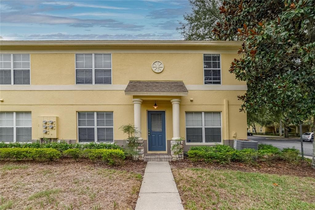 3455 CASTLE STONE COURT VALRICO, FL 33594