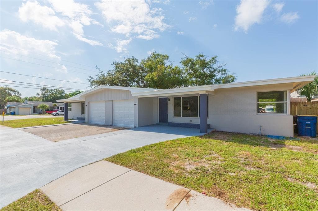 1489 DE LEON STREET CLEARWATER, FL 33755