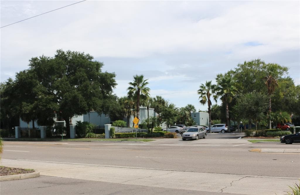 2845 SOMERSET PARK DRIVE UNIT 201 TAMPA, FL 33613