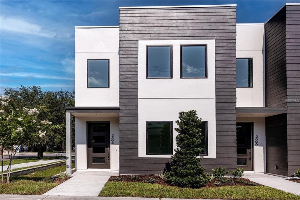 2804 N FLORIDA TAMPA, FL 33603