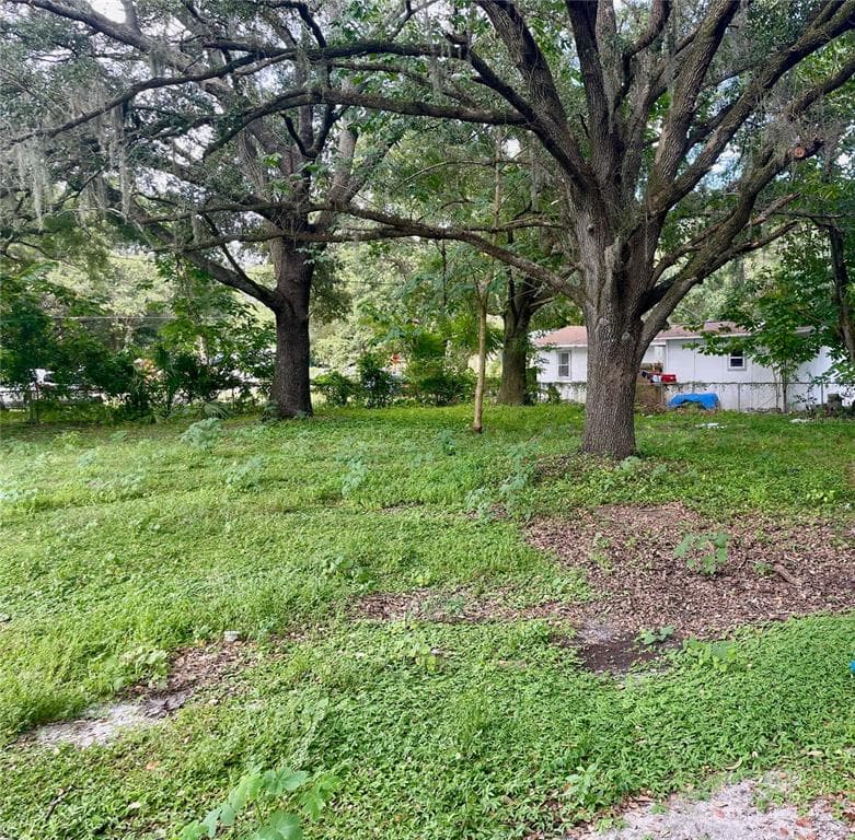7408 ILLINOIS DRIVE TAMPA, FL 33619