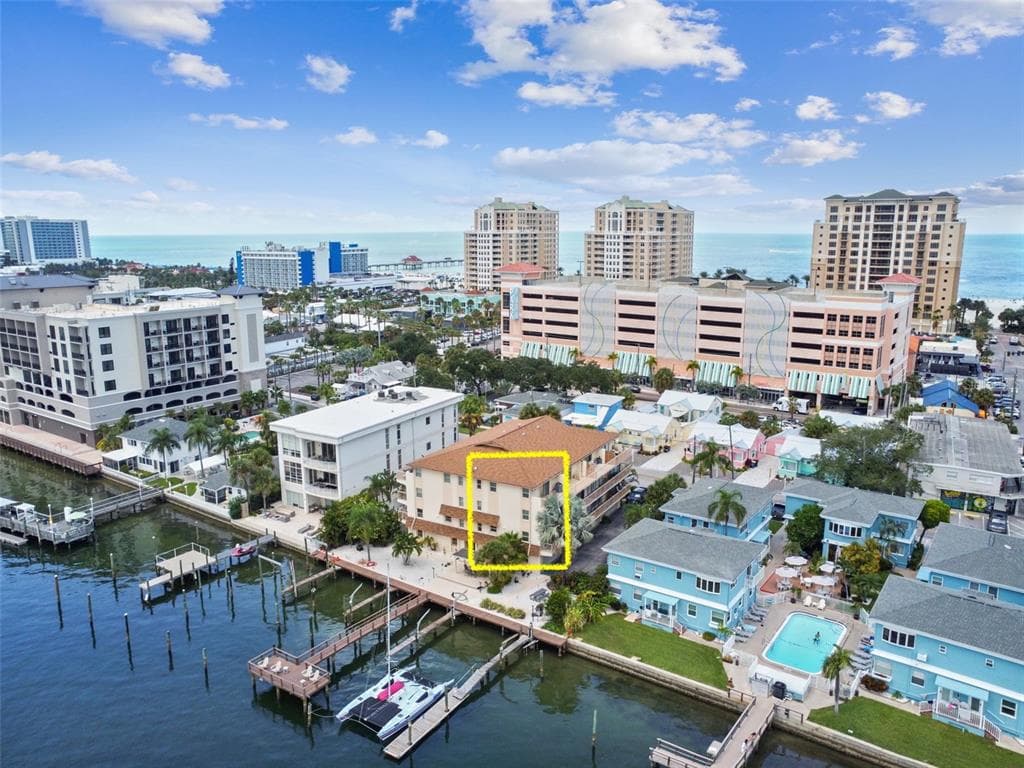 479 E SHORE DRIVE UNIT 8 CLEARWATER, FL 33767