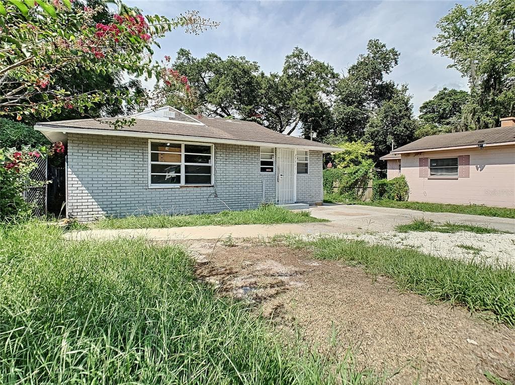 3755 10TH AVENUE S ST PETERSBURG, FL 33711