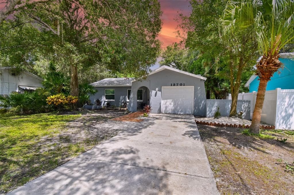 13701 AUDREY LANE LARGO, FL 33771