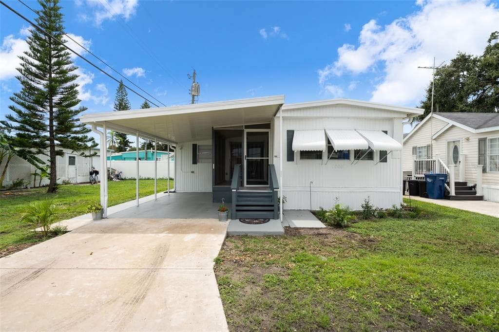 1008 50TH AVENUE DRIVE W BRADENTON, FL 34207