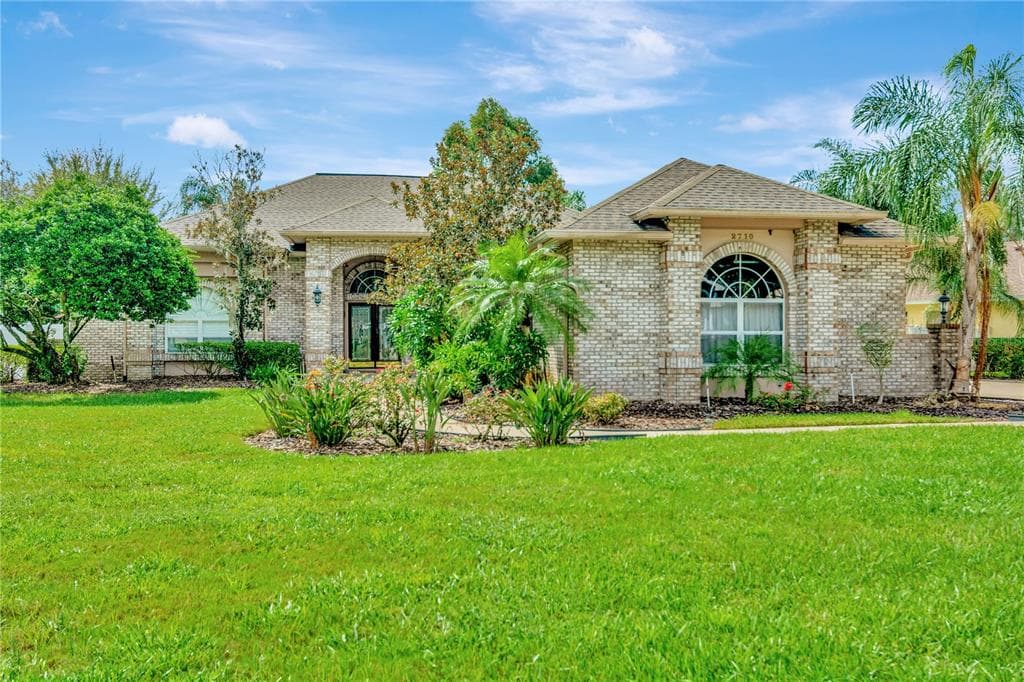 2710 CLUBHOUSE DRIVE