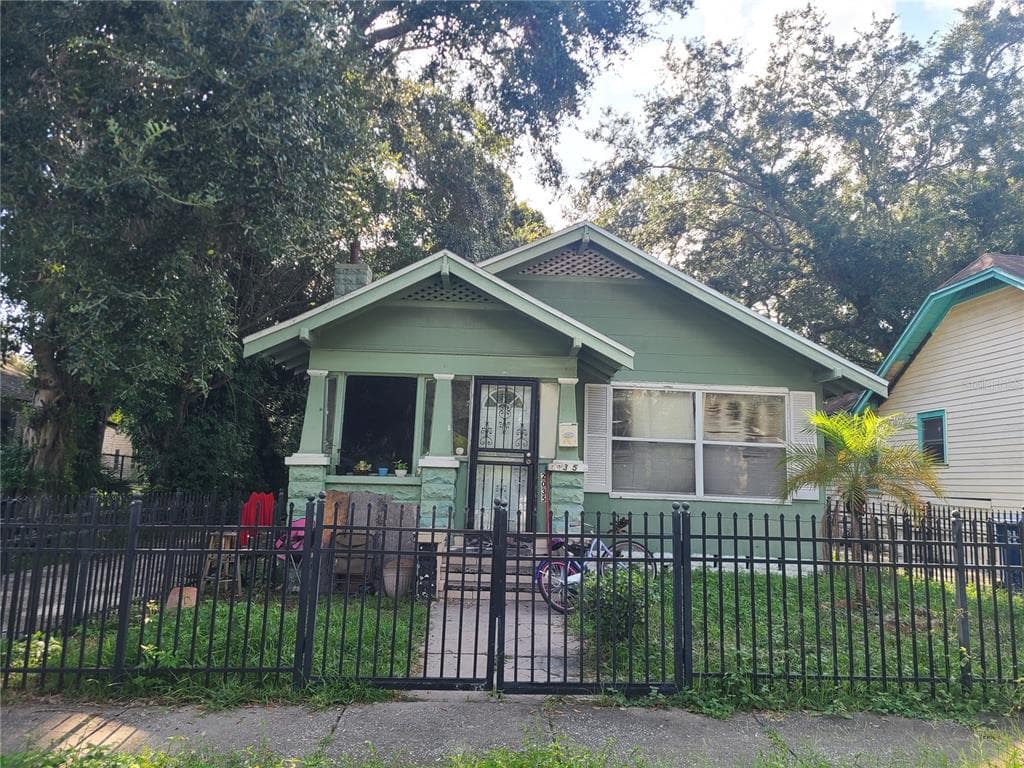 2035 11TH STREET S ST PETERSBURG, FL 33705