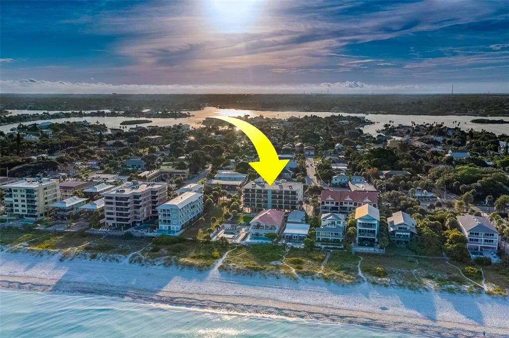 1300 GULF BOULEVARD UNIT 403 INDIAN ROCKS BEACH, FL 33785