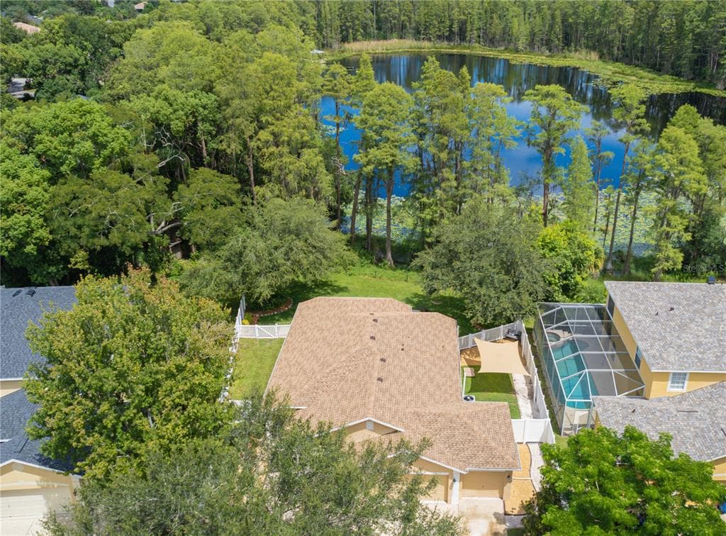 5527 LAKE LETA BOULEVARD TAMPA, FL 33624