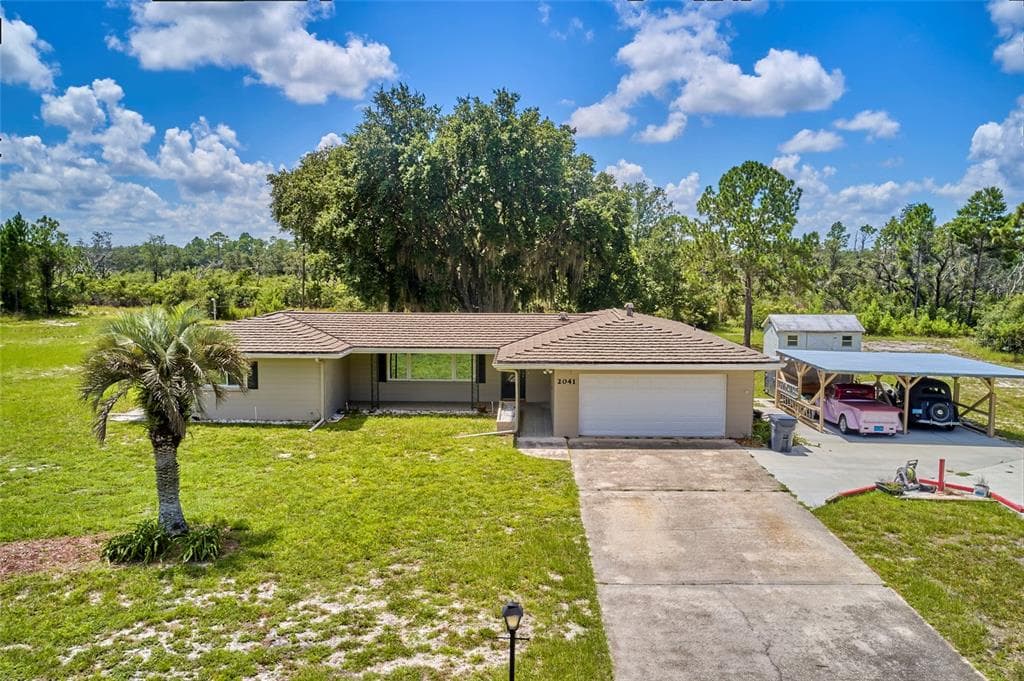2041 ALBA DRIVE INDIAN LAKE ESTATES, FL 33855