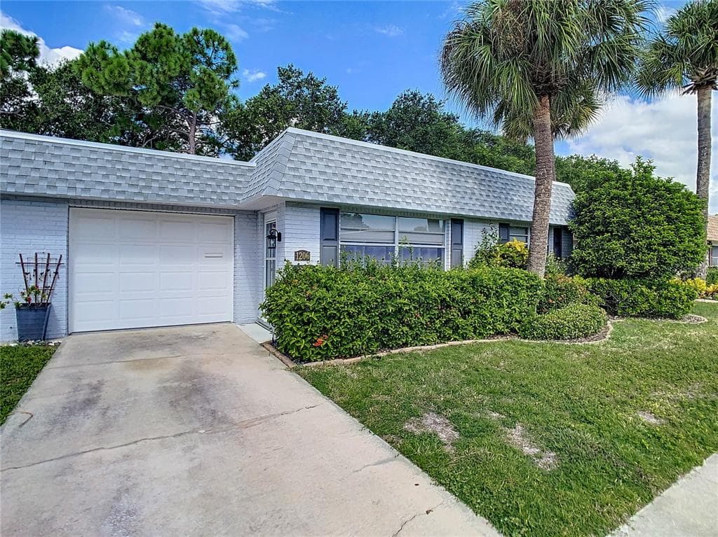 1206 CARA DRIVE LARGO, FL 33771