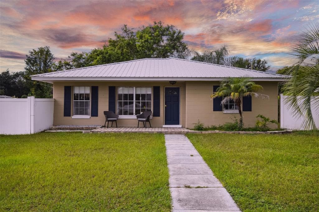 38948 5TH AVENUE ZEPHYRHILLS, FL 33542