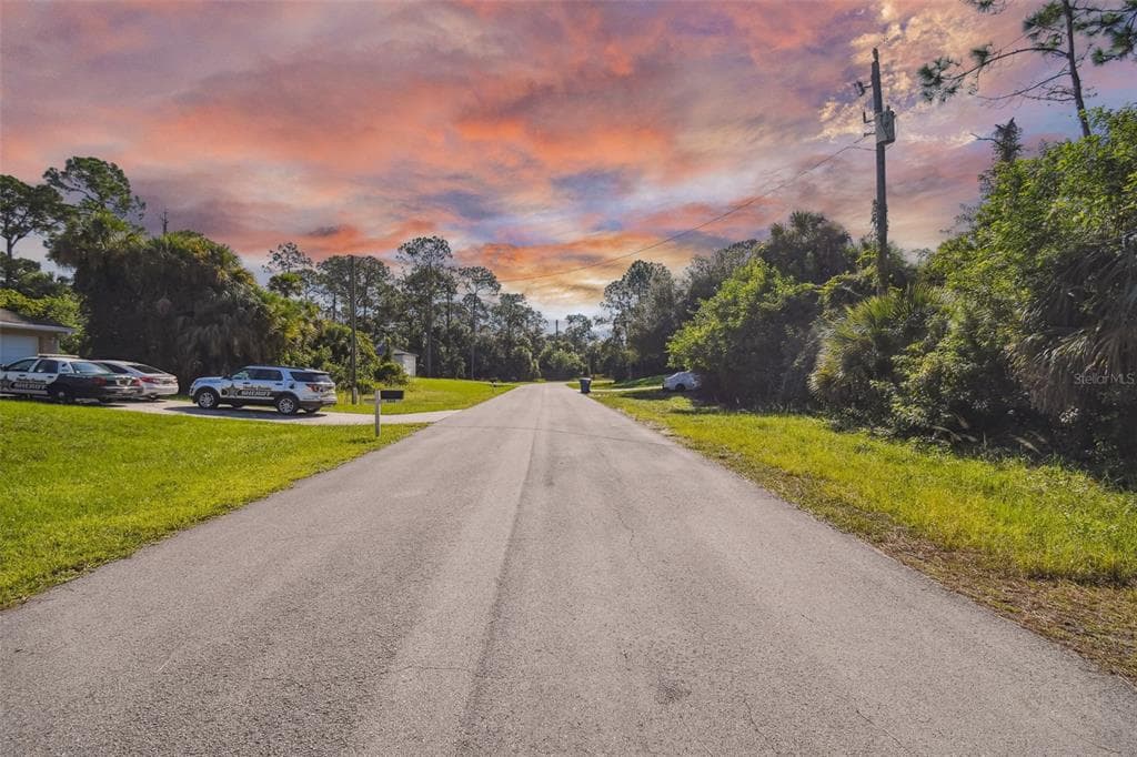 8040 WINDSWEPT CIRCLE LABELLE, FL 33935