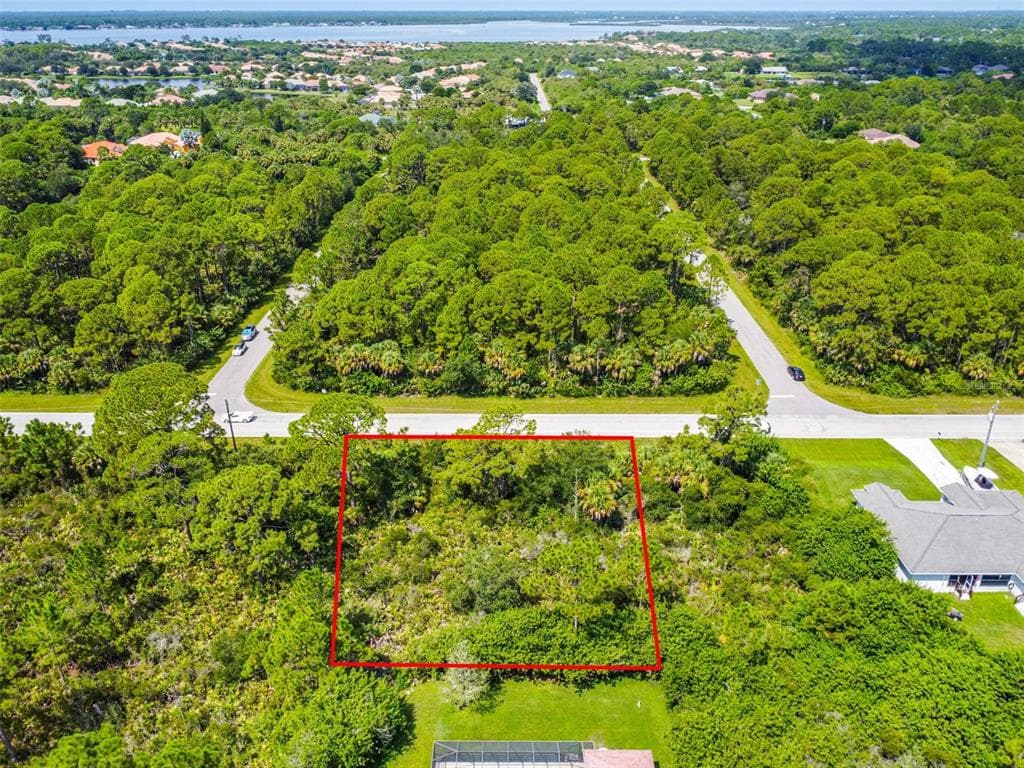 2136 JACOBS STREET PORT CHARLOTTE, FL 33953
