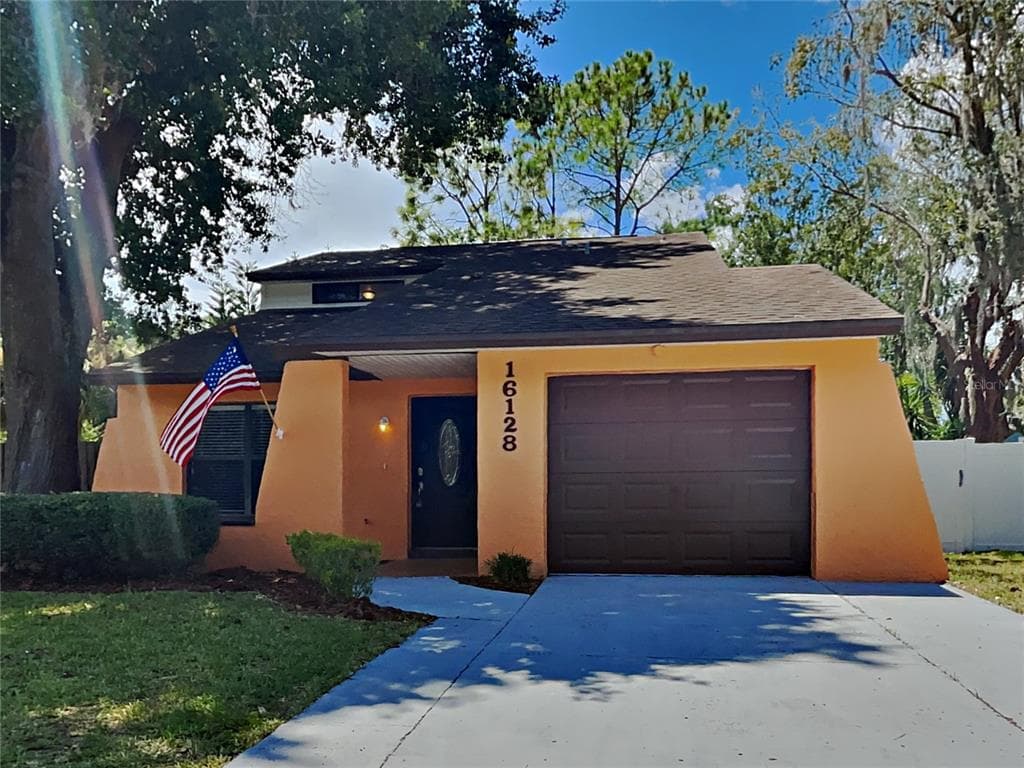 16128 FOXFIRE DRIVE TAMPA, FL 33618