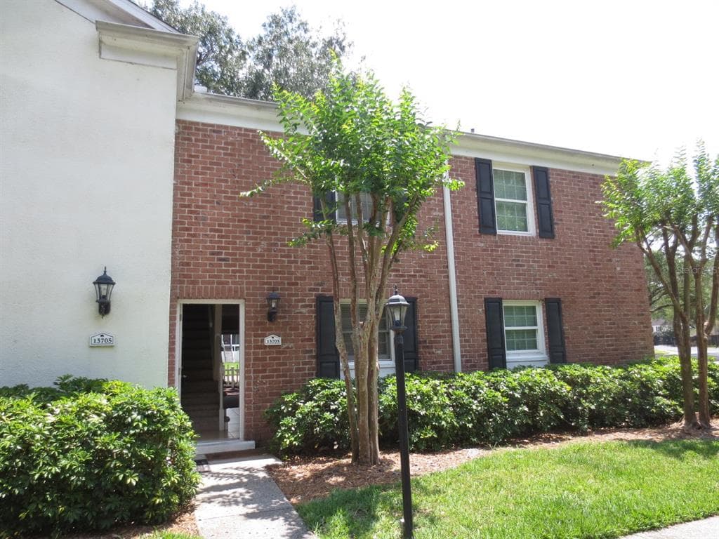 13703 JUNIPER BLOSSOM DRIVE TAMPA, FL 33618