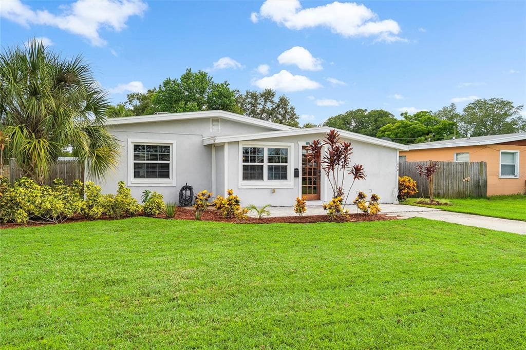 1050 61ST AVENUE N ST PETERSBURG, FL 33703