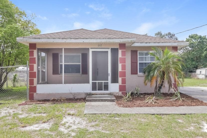 645 KIRKLAND STREET DUNEDIN, FL 34698