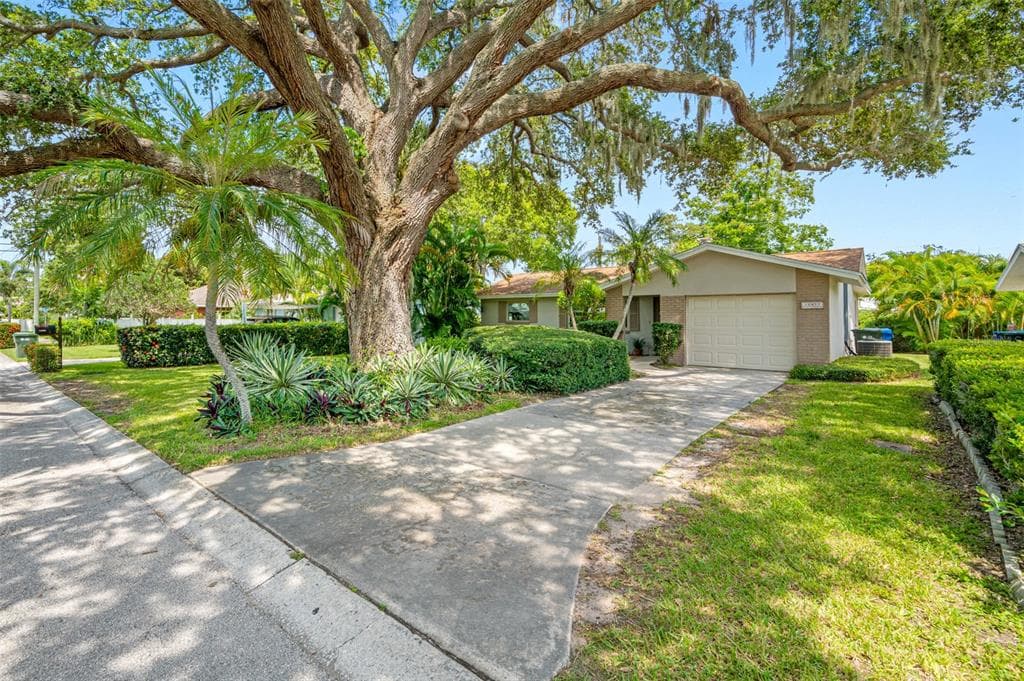 12677 135TH LANE LARGO, FL 33774