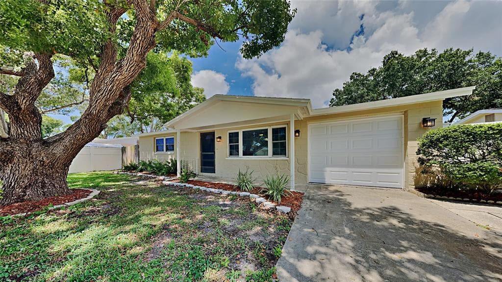 10295 128TH TERRACE LARGO, FL 33773