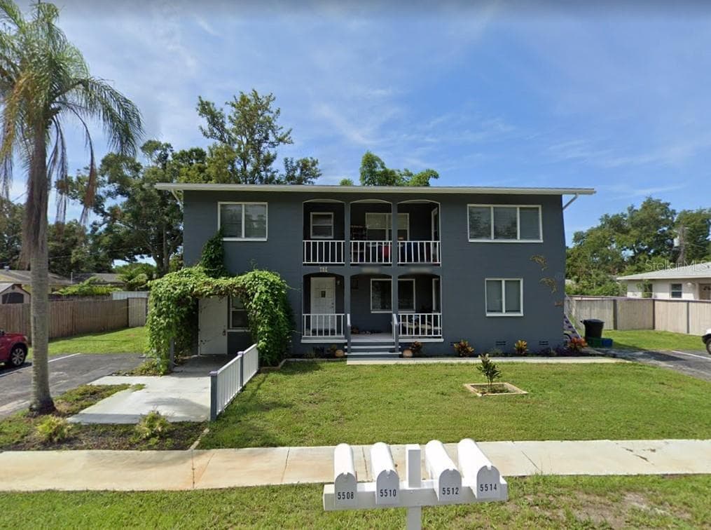 5512 11TH AVENUE S GULFPORT, FL 33707