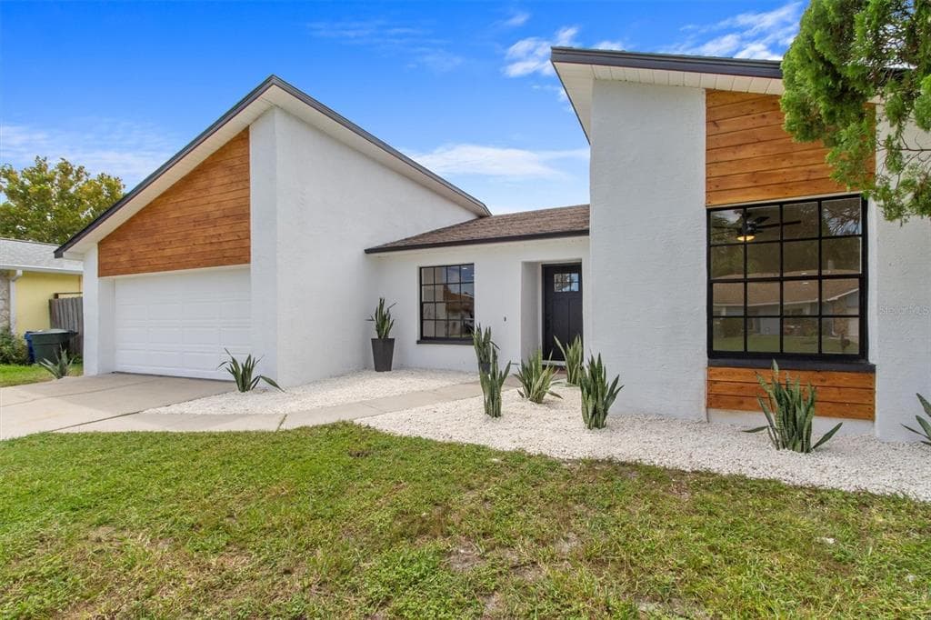 1457 OHIO AVENUE DUNEDIN, FL 34698
