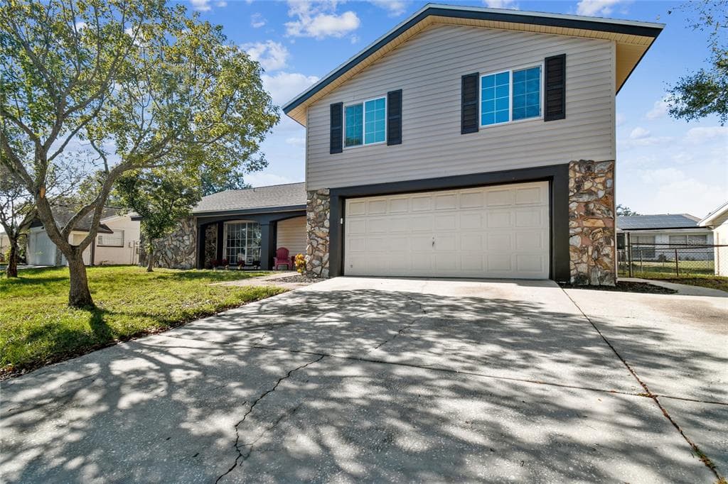 12507 STAGECOACH LANE HUDSON, FL 34667