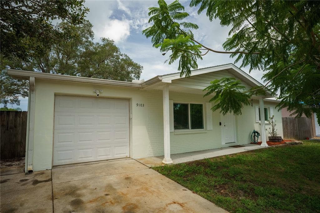 9103 WESTBY LANE PORT RICHEY, FL 34668