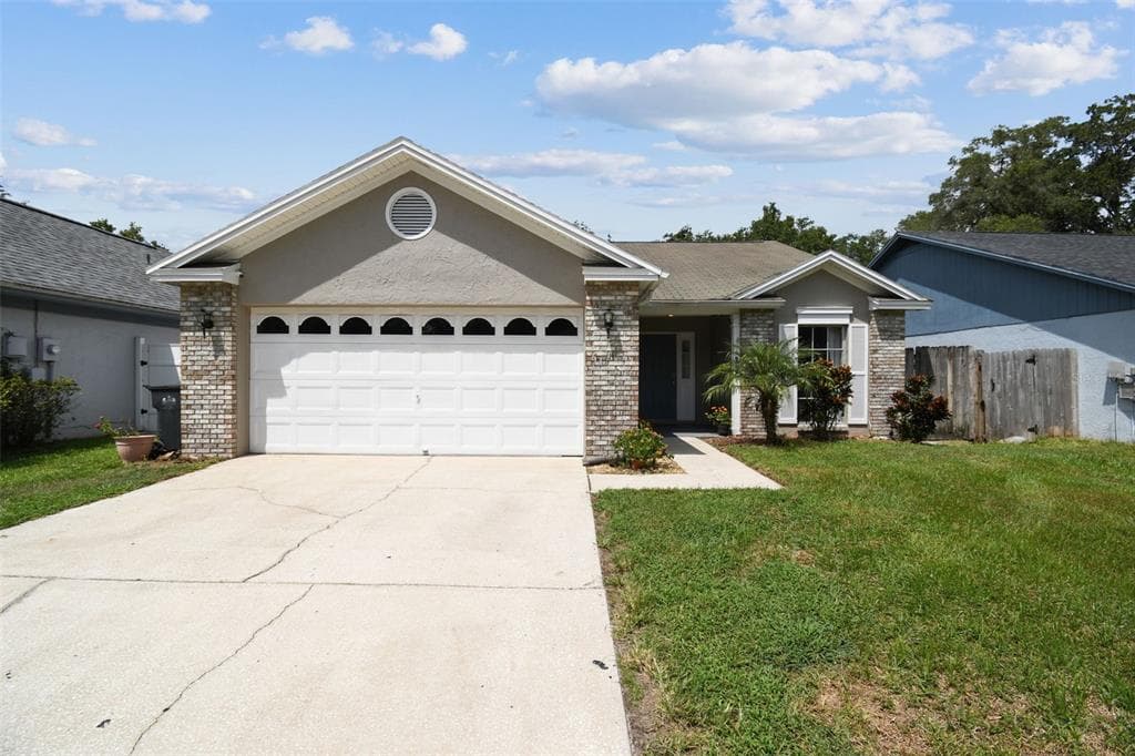 9906 SIR FREDERICK STREET TAMPA, FL 33637