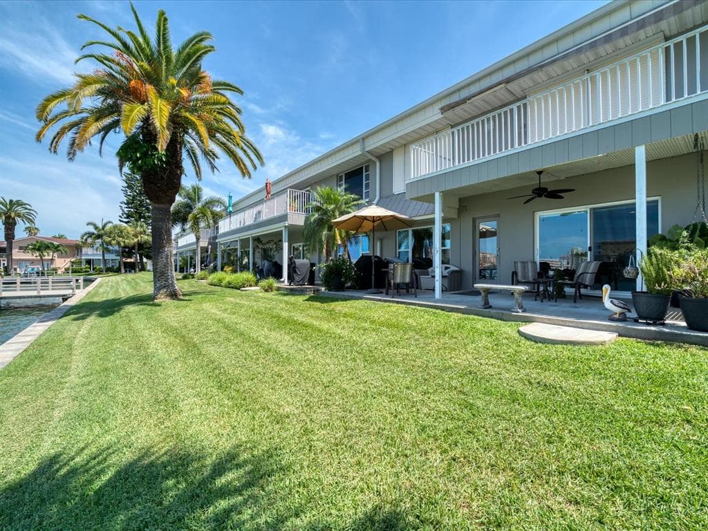 400 LARBOARD WAY UNIT 102 CLEARWATER, FL 33767