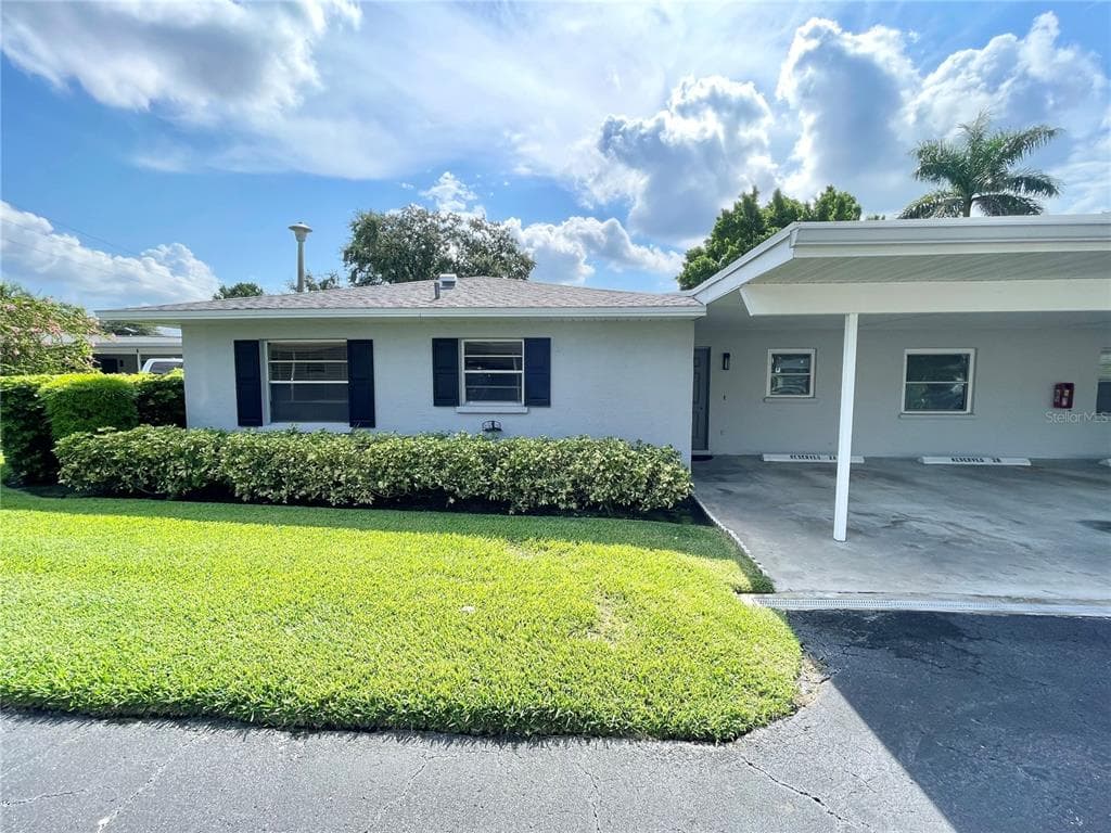 2115 9TH AVENUE W UNIT 2A BRADENTON, FL 34205