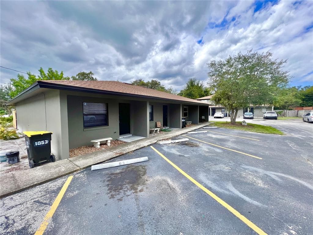 1063 SPIRIT LAKE ROAD WINTER HAVEN, FL 33880