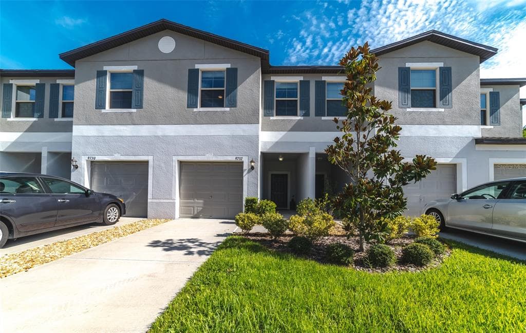 9732 MULBERRY MARSH LANE SUN CITY CENTER, FL 33573