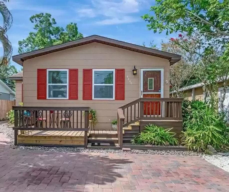 4448 58TH AVENUE N ST PETERSBURG, FL 33714