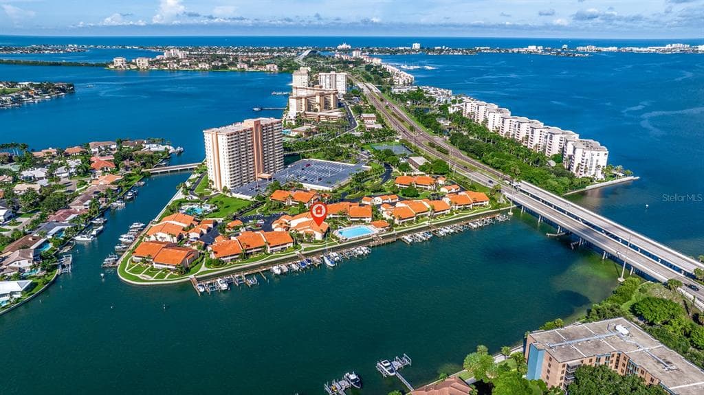 4760 BRITTANY DRIVE S UNIT 21 ST PETERSBURG, FL 33715