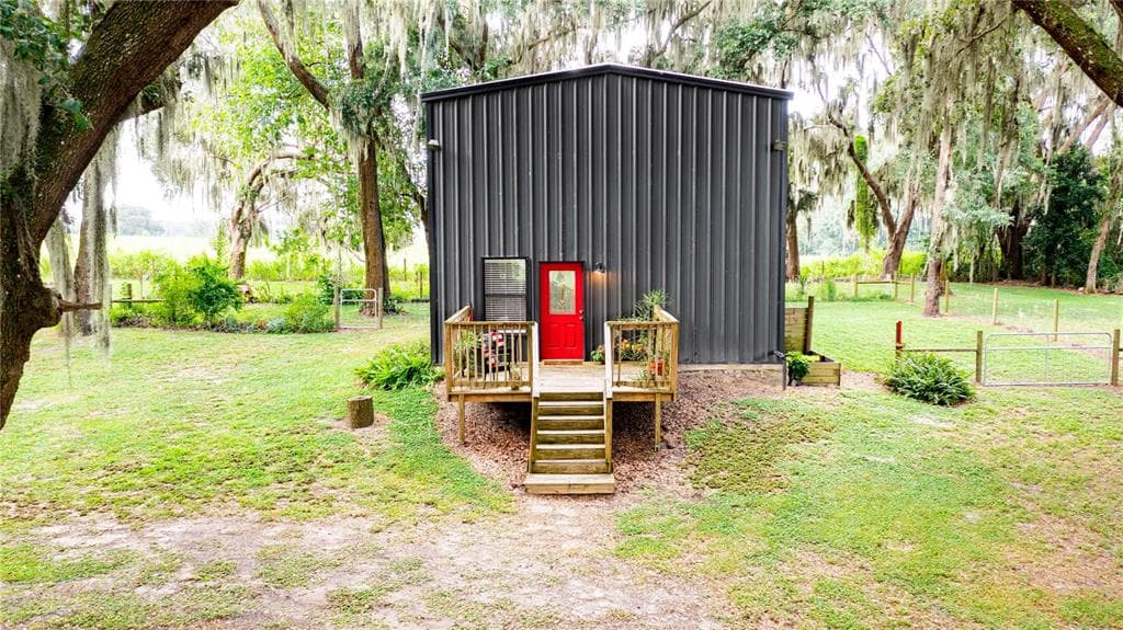 18310 TOWNSEND HOUSE ROAD DADE CITY, FL 33523