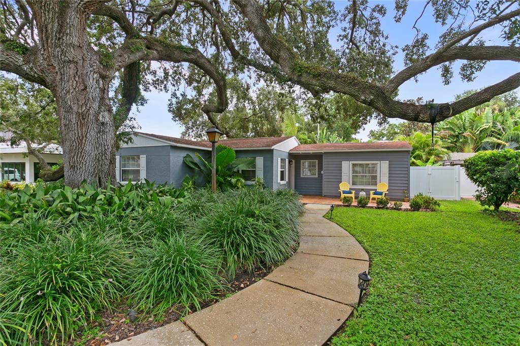4217 W MORRISON AVENUE TAMPA, FL 33629