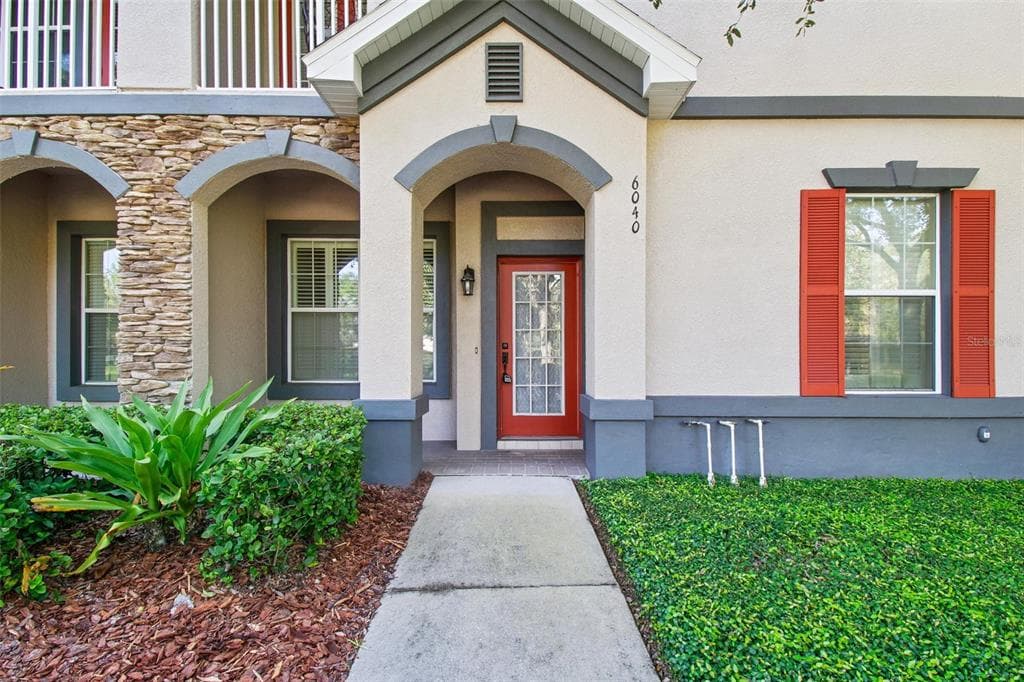 6040 FISHHAWK CROSSING BOULEVARD LITHIA, FL 33547