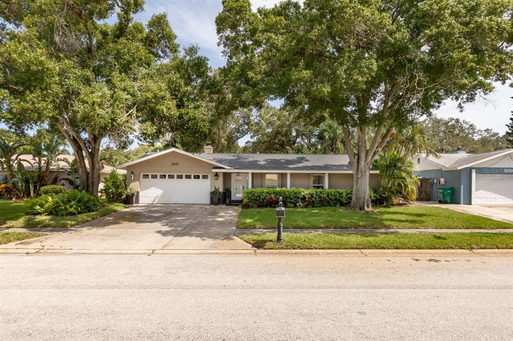 12443 92ND TERRACE SEMINOLE, FL 33772