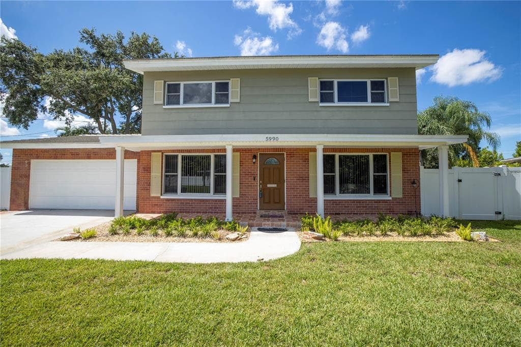 5990 35TH AVENUE N ST PETERSBURG, FL 33710