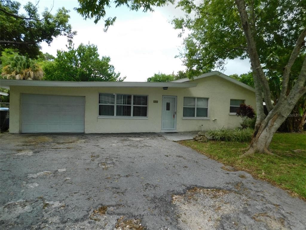 503 12TH STREET NW LARGO, FL 33770