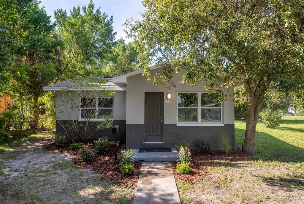 4352 15TH AVENUE S ST PETERSBURG, FL 33711