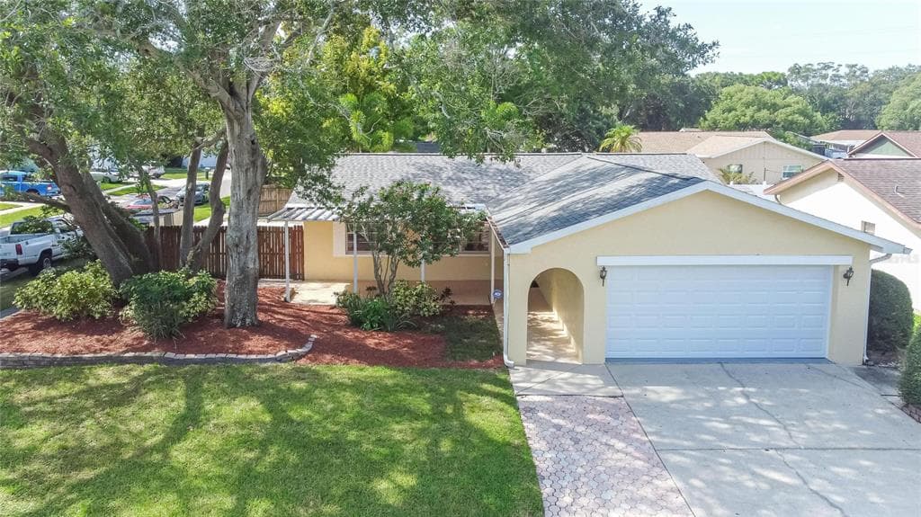 2829 EAGLE RUN CIRCLE N CLEARWATER, FL 33760