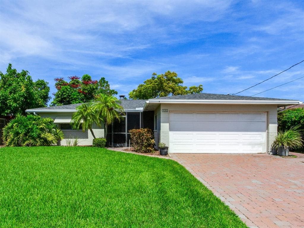 534 CRYSTAL DRIVE MADEIRA BEACH, FL 33708