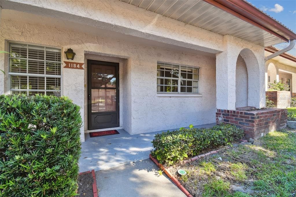 1184 MONTROSE PLACE DUNEDIN, FL 34698