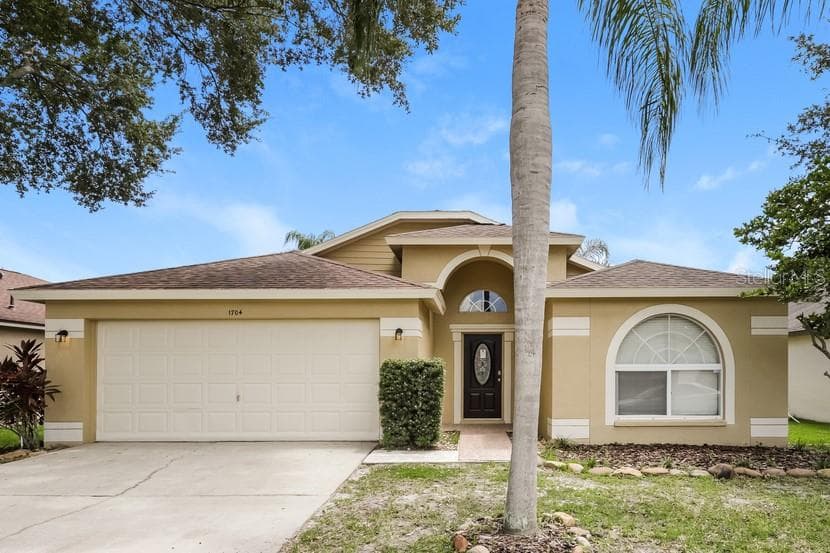 1704 BONDURANT WAY BRANDON, FL 33511